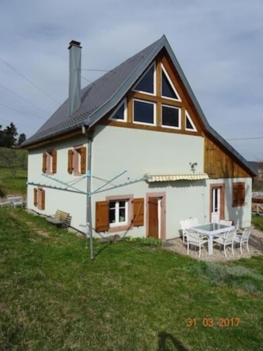 La Maison Dans Les Pres เลบารอช ภายนอก รูปภาพ